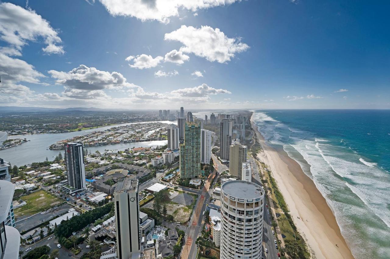 Sea View Beachfront In Surfers Apartment *