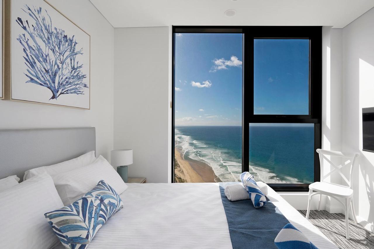 Sea View Beachfront In Surfers