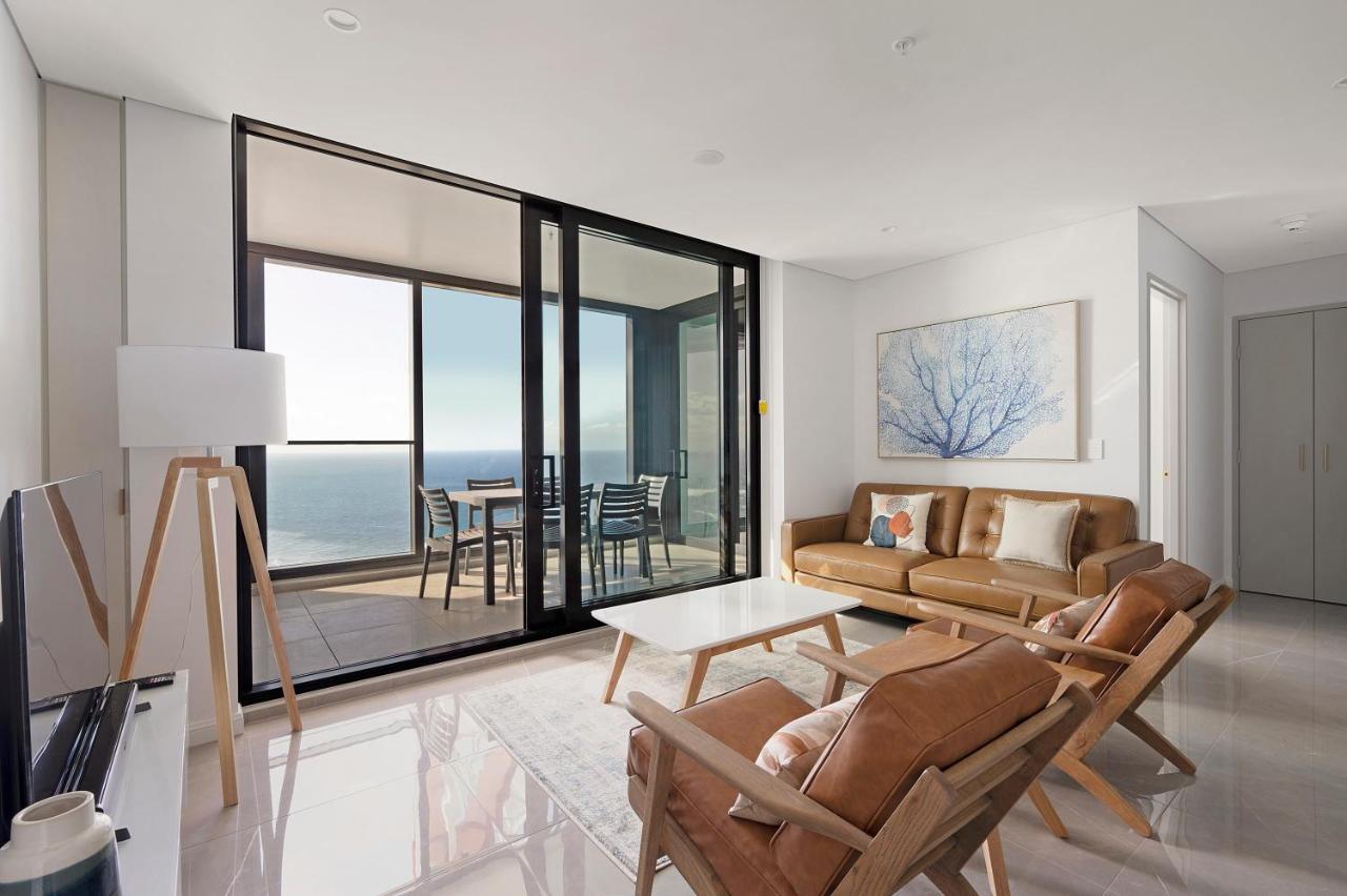 Sea View Beachfront In Surfers