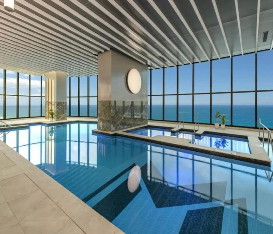 Sea View Beachfront In Surfers Gold Coast