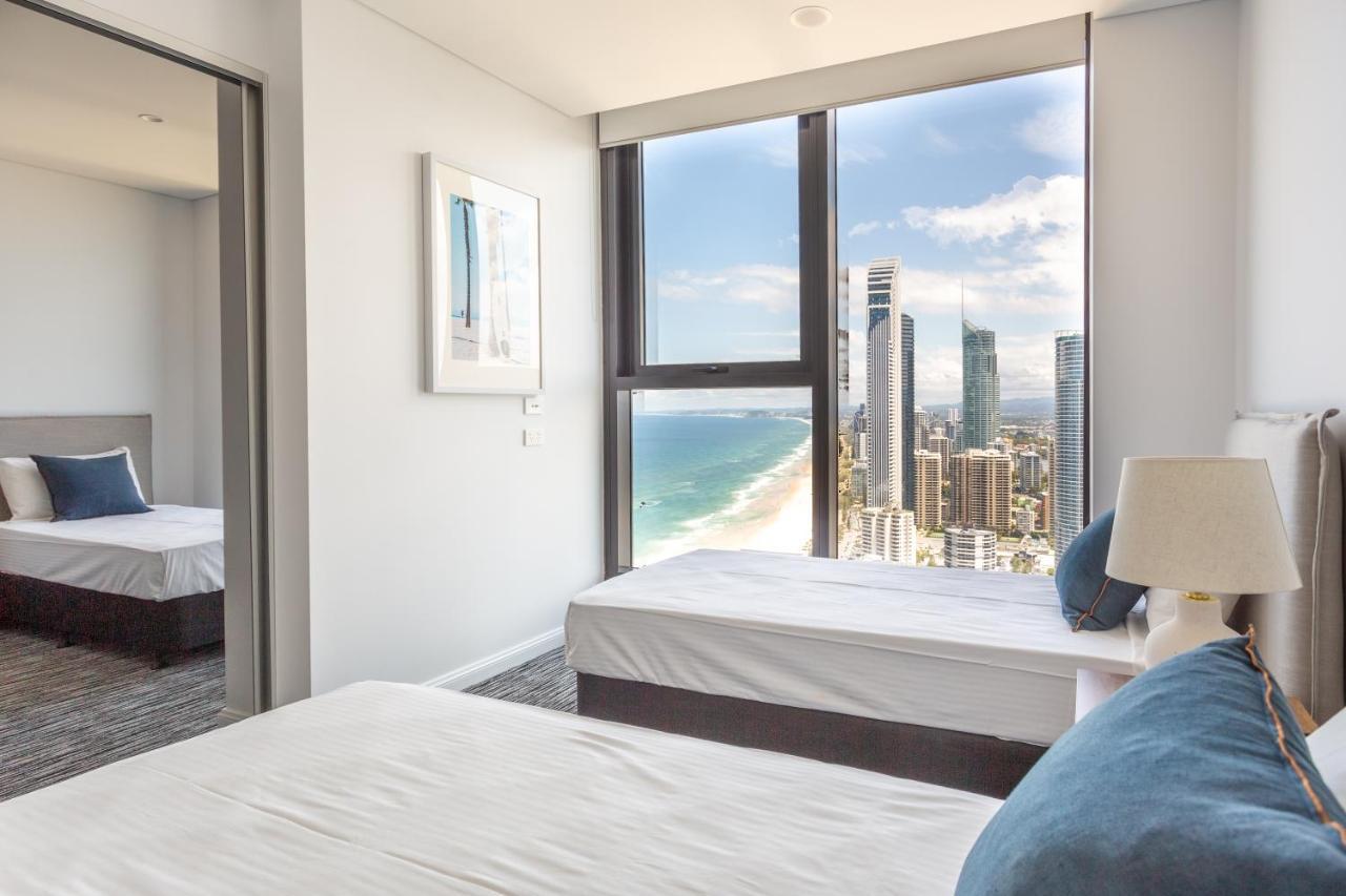 Apartment Sea View Beachfront In Surfers Gold Coast